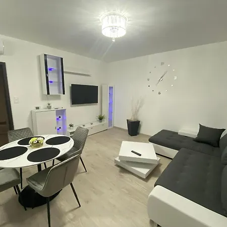 Kossuth 41 Apartamento *